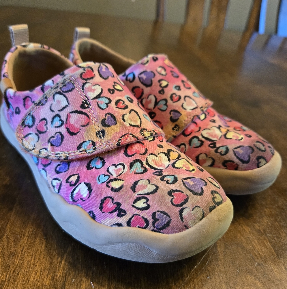 Hearts For You Toledo I Kid Shoes By UIN Size 12c